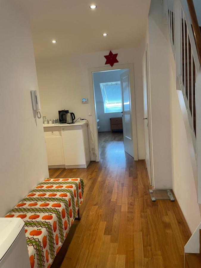Rooftop Room 2 เวียนนา ภายนอก รูปภาพ